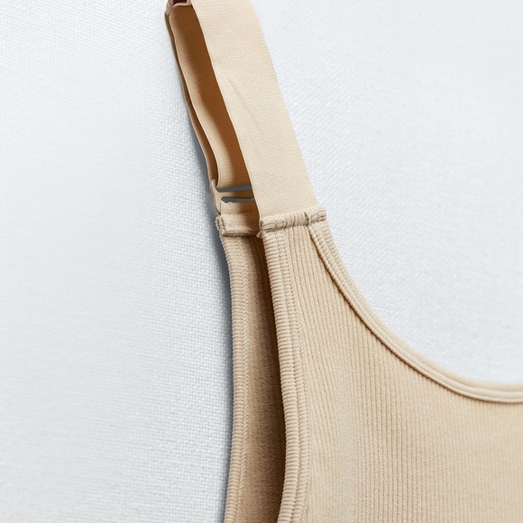 Zara seamless top - Picture 9 of 13